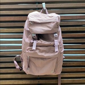 Lululemon on my level rucksack backpack rose
